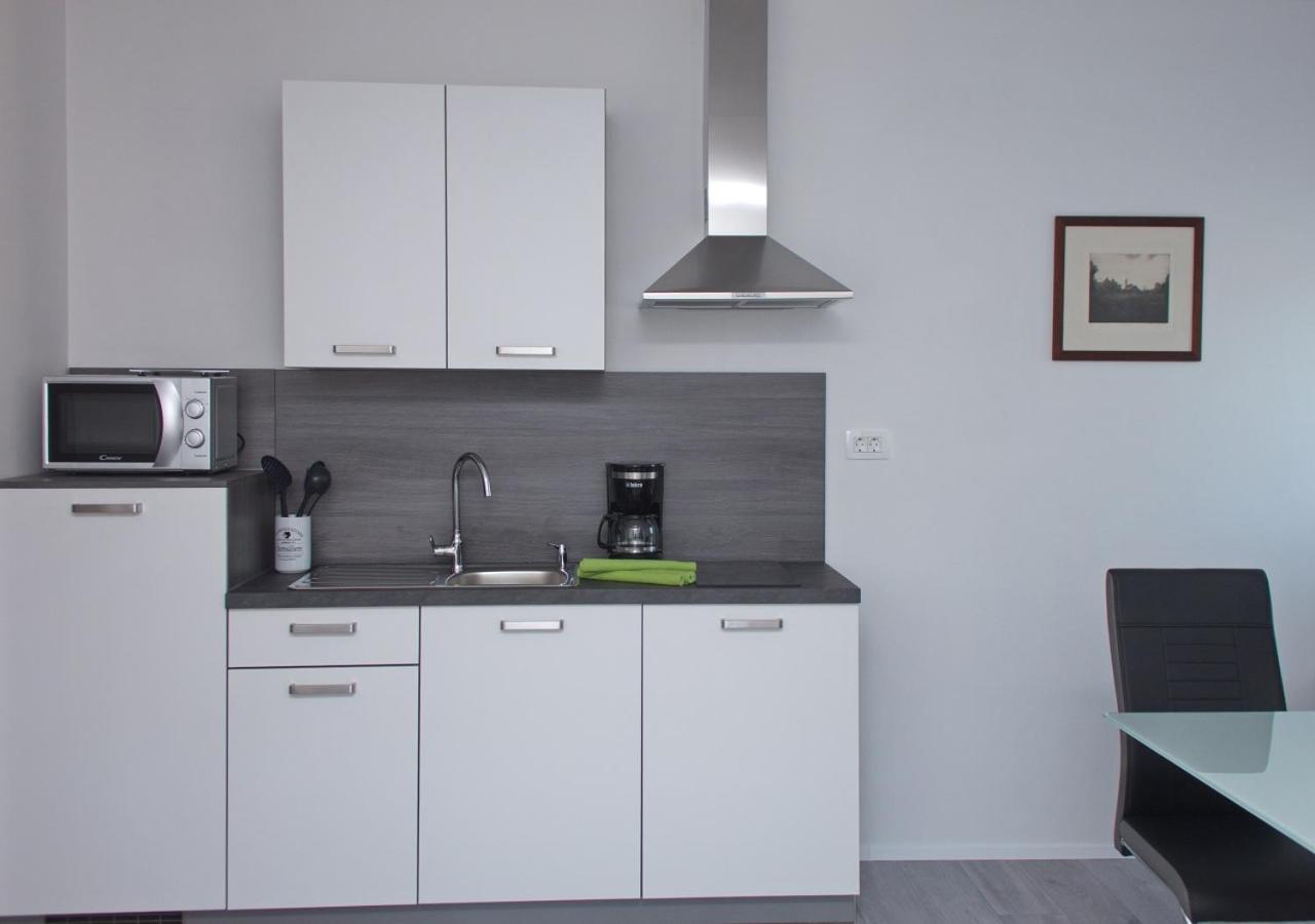 Begunje pri Cerknici Apartmaji Anita מראה חיצוני תמונה