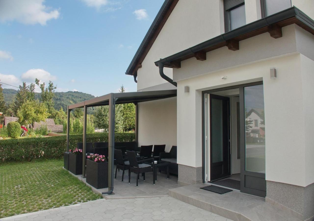 Begunje pri Cerknici Apartmaji Anita מראה חיצוני תמונה